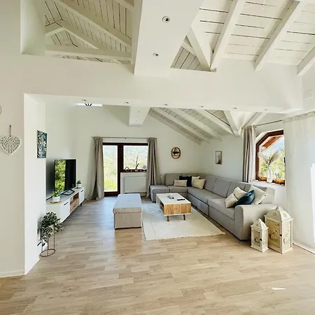 Milincic Milincic Nest *